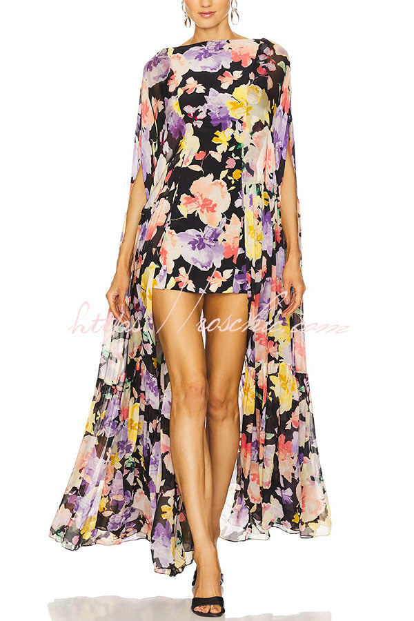 Isabella™ | Flowing Floral Cape Maxi Dress