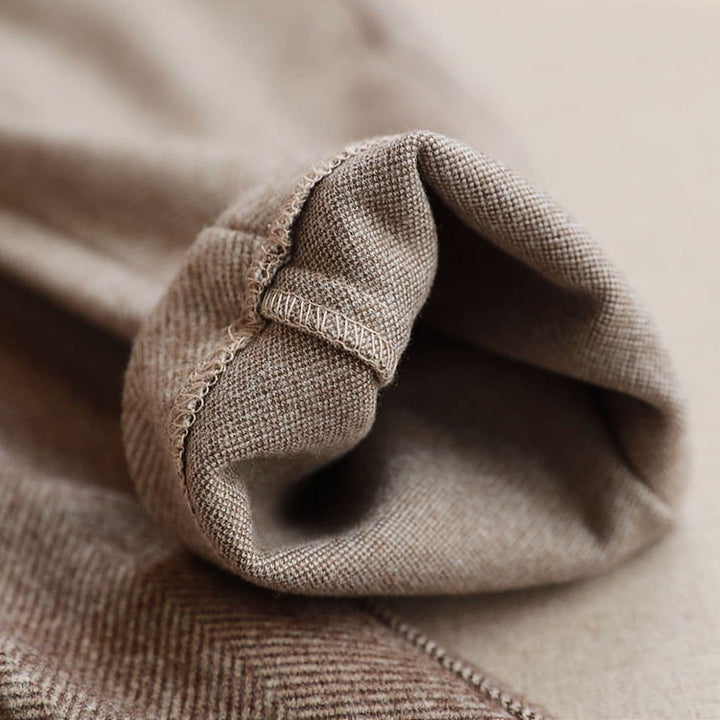 Lennart - Sharp Modern Elegance