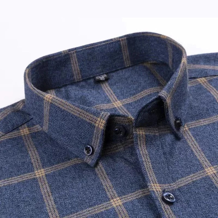 James - Classic Checked Shirt