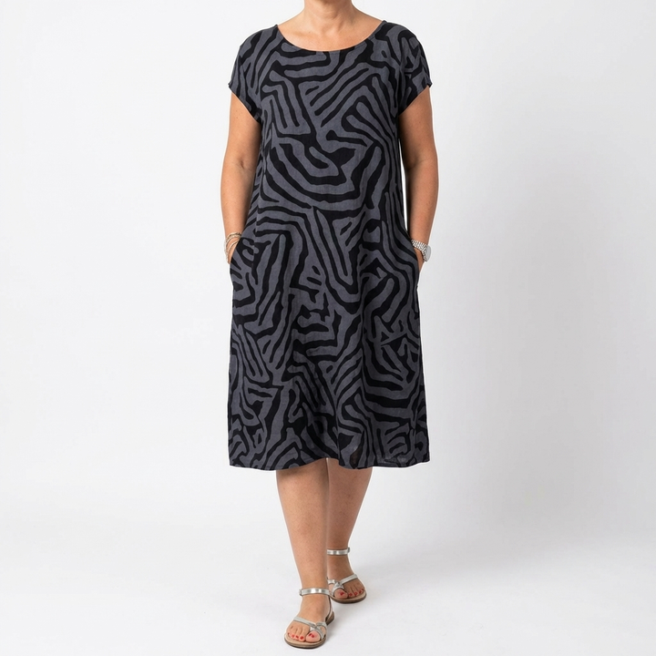 Avanille | round neck summer dress