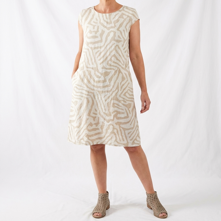 Avanille | round neck summer dress